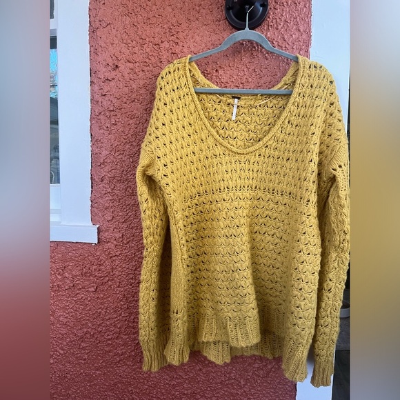Free People Women's Crashing Waves Pullover Chartreuse Size Small Bohemian - Picture 1 of 5